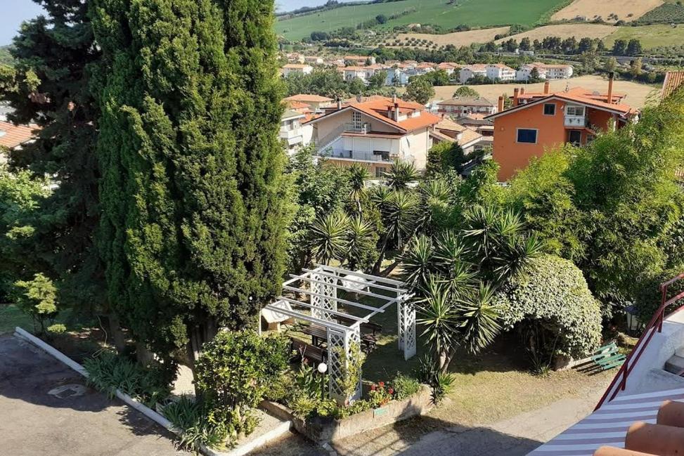 Pier Delle Vigne B&B Pineto Eksteriør bilde