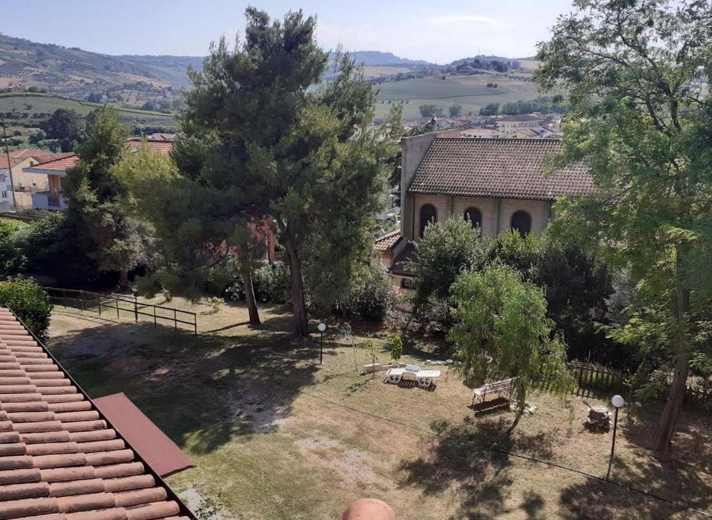 Pier Delle Vigne B&B Pineto Eksteriør bilde